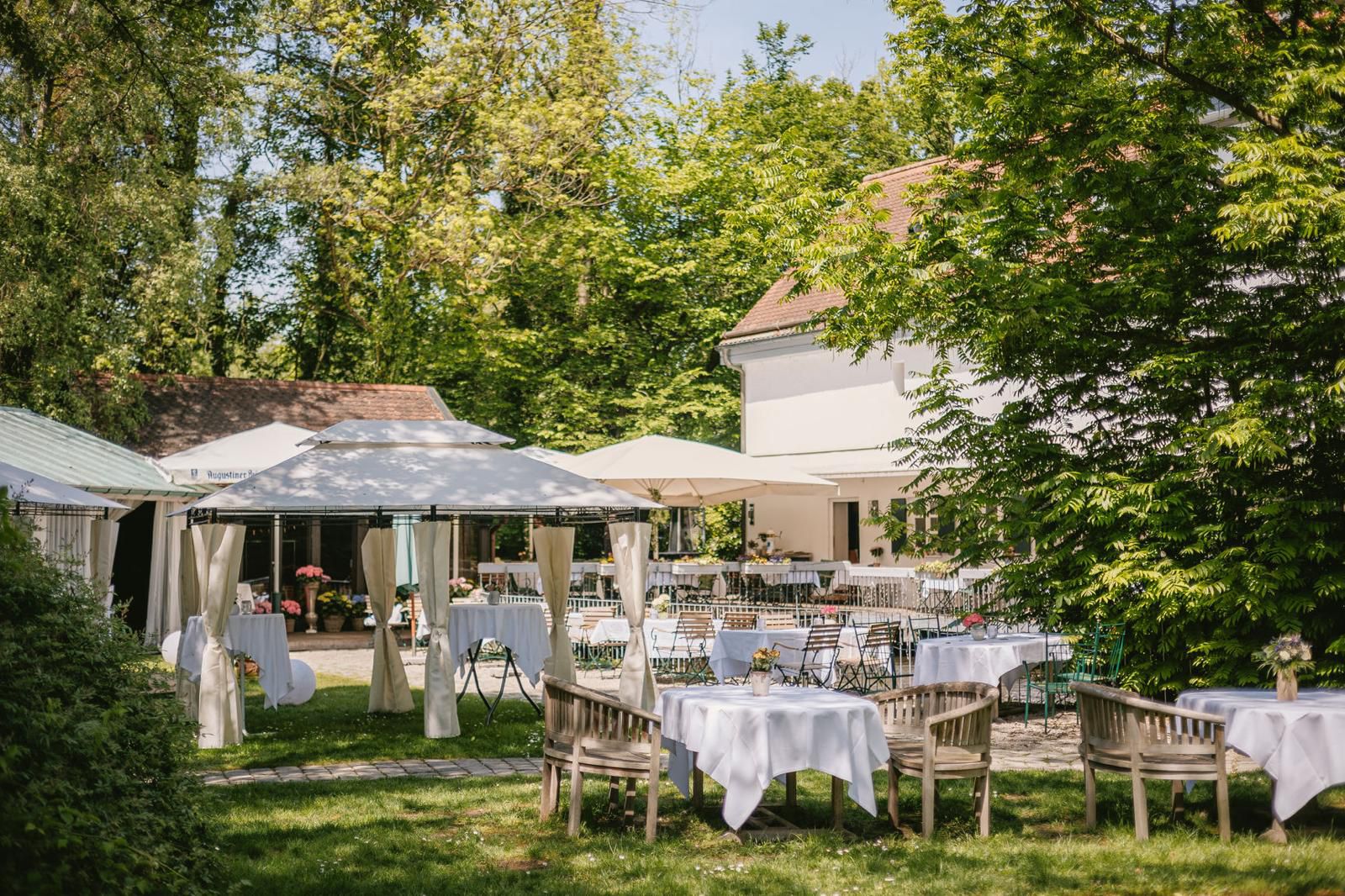 Veranstaltung im Garten der Insel Mühle